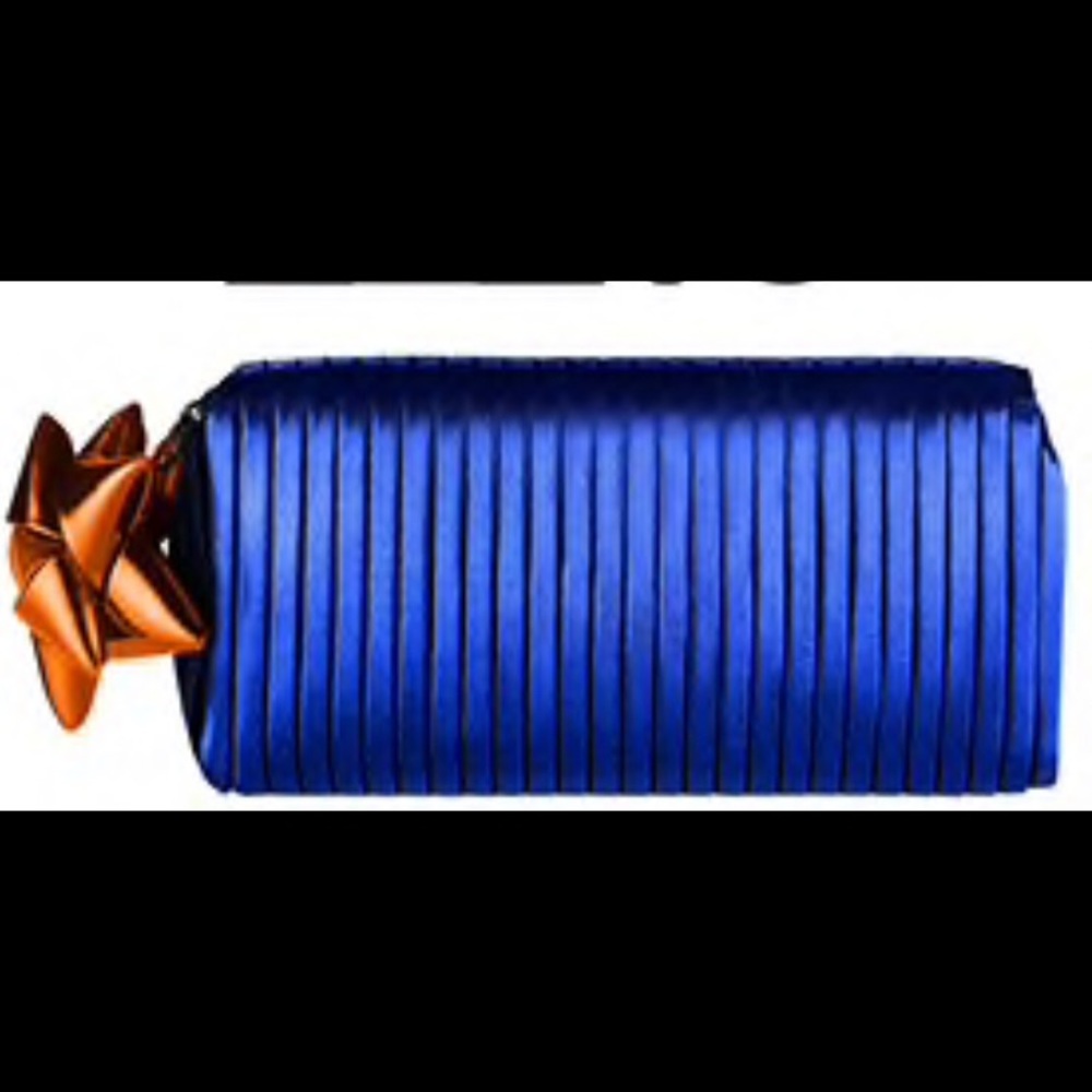 MAC 2018 Holiday Bag